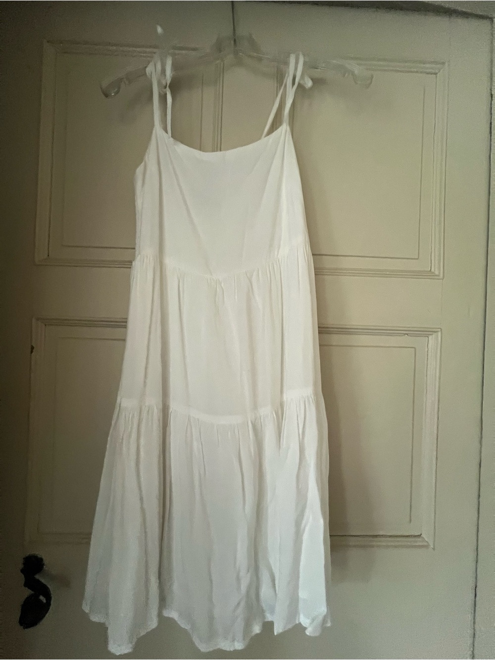 Kenny Flowers White Smocked Tiered Midi Dress XS